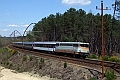 Dans les courbes au niveau de Laluque, voila la BB 9324 sur un Pélerin pour Lourdes, le 15.04.2008